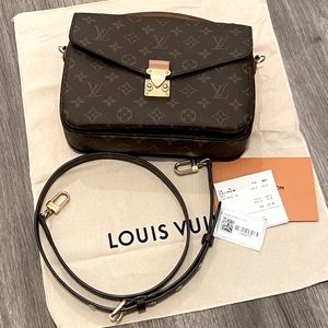 ❌SOLD❌ Louis Vuitton Pochette Metis Monogram